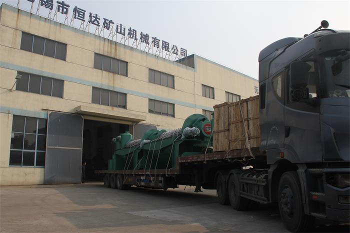 发往广东韶关2台ZPG40-8盘式真空过滤机